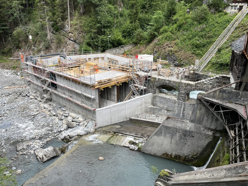 Wasserfassung Pradapunt: Erstes Baujahr unter laufendem Betrieb KW Lüen